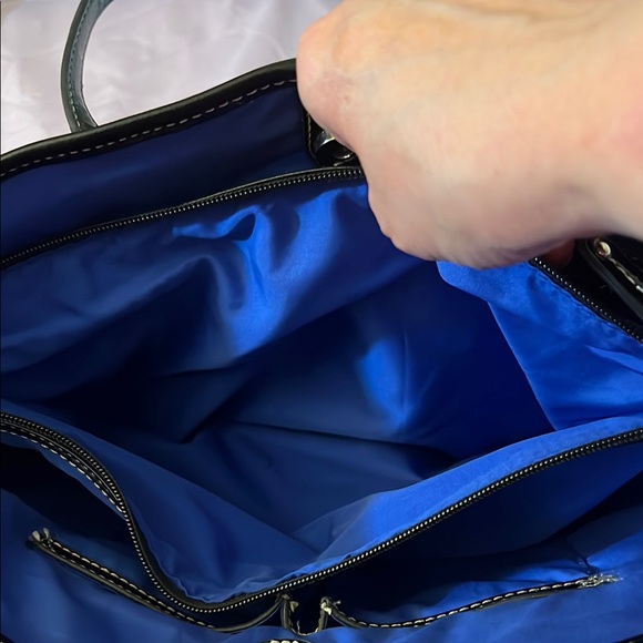 Nine West Black blue and White Classic Tote-NWOT - Picture 11 of 12